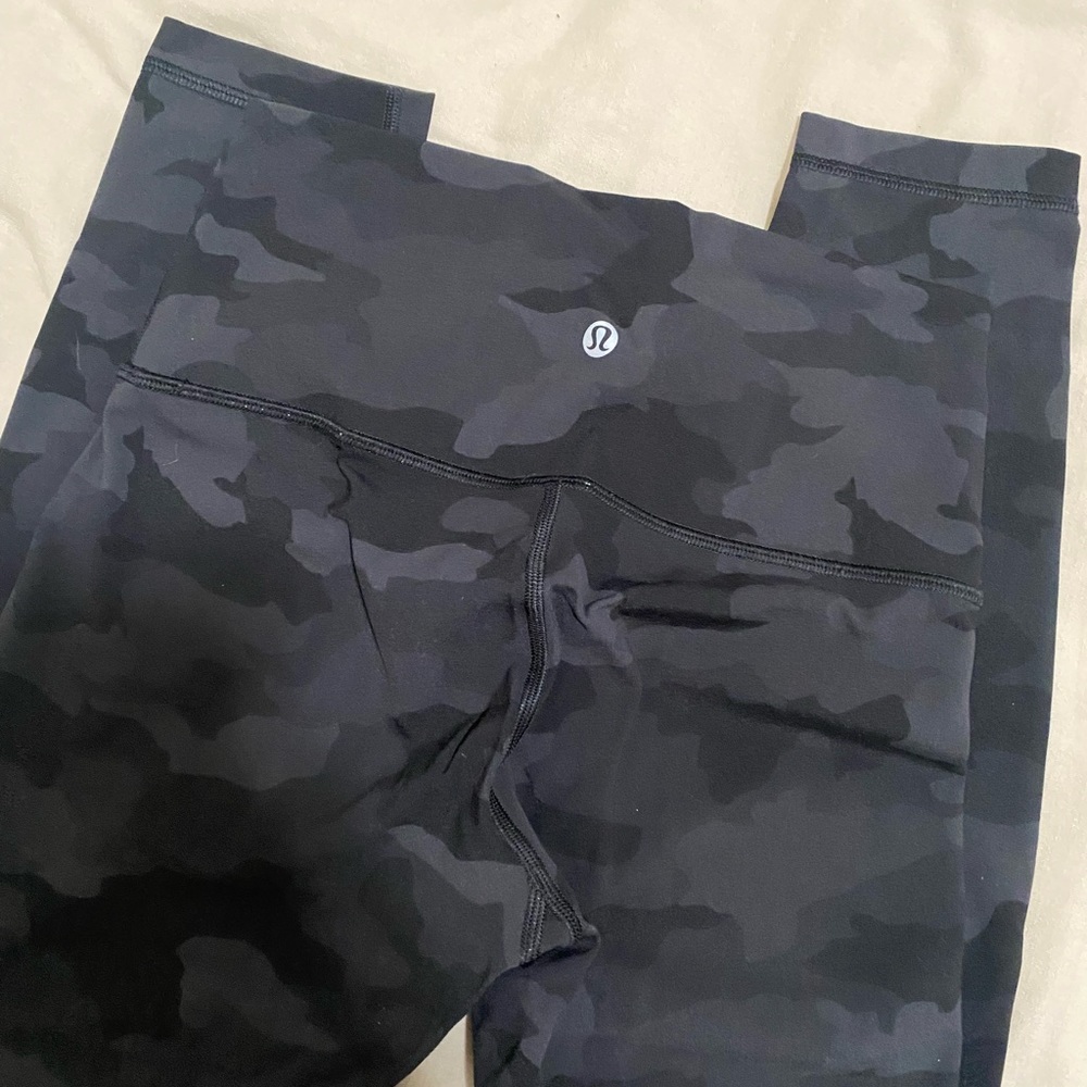 Lululemon Wunder Train - Picture 2 of 3